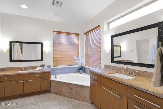 3060 N RIDGECREST Street 136, Mesa, AZ 85207