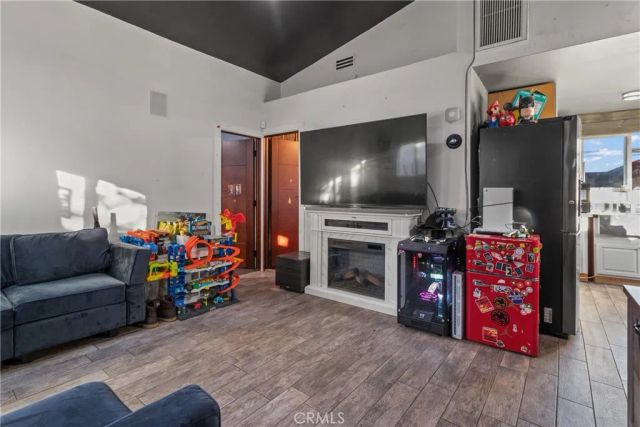 6809 Haywood Street, Tujunga, CA 91042