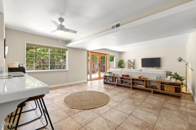 950 Seaside Court, Ventura, CA 93001