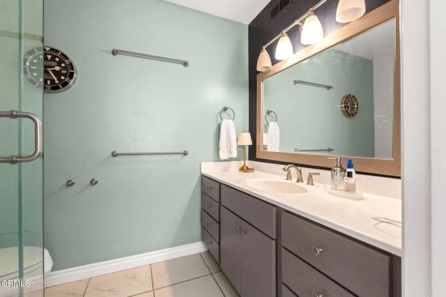950 Seaside Court, Ventura, CA 93001