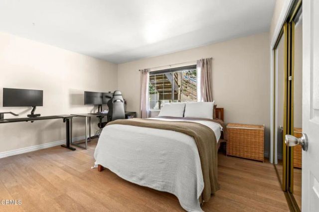 950 Seaside Court, Ventura, CA 93001