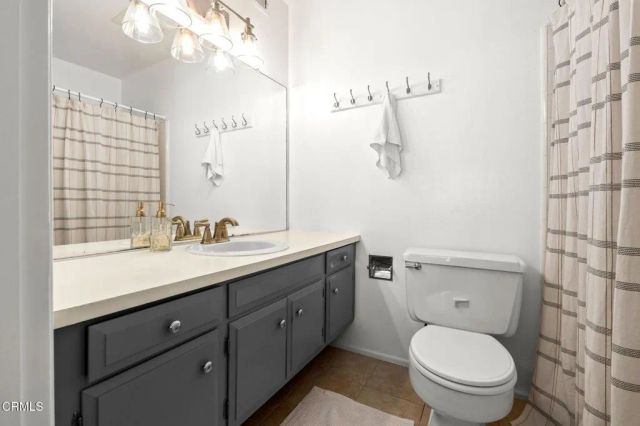 950 Seaside Court, Ventura, CA 93001