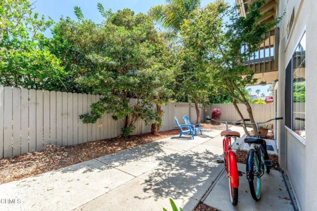 950 Seaside Court, Ventura, CA 93001