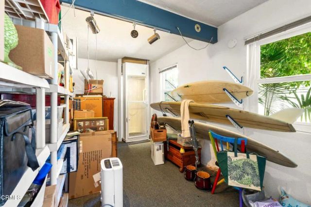 950 Seaside Court, Ventura, CA 93001