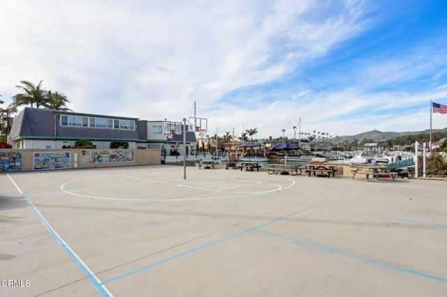 950 Seaside Court, Ventura, CA 93001