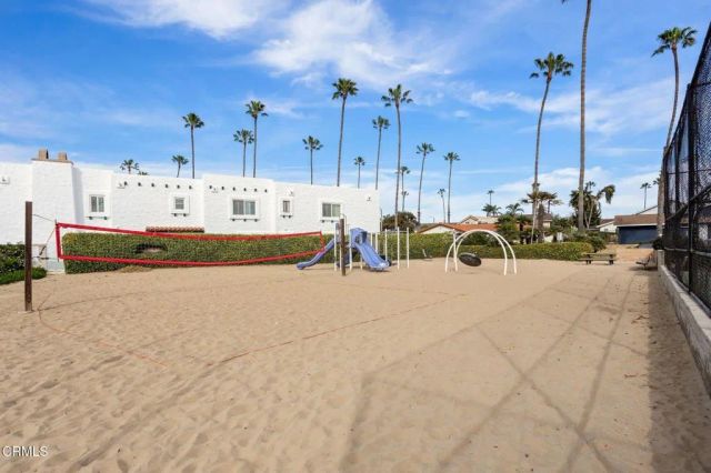 950 Seaside Court, Ventura, CA 93001
