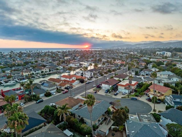 950 Seaside Court, Ventura, CA 93001