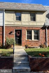 2133 N BRANDYWINE ST, Arlington, VA 22207