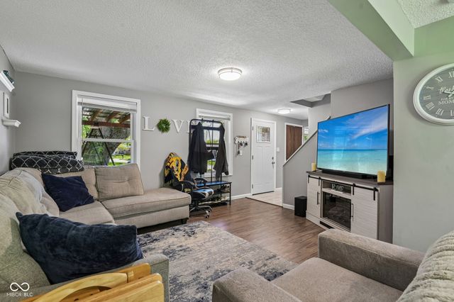 5538 Pappas Drive, Indianapolis, IN 46237