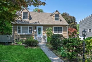 17 Canterbury Rd, Ringwood Boro, NJ 07456