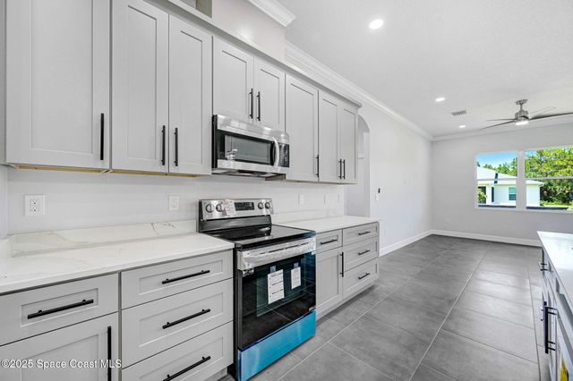203 Haines Road SW, Palm Bay, FL 32908