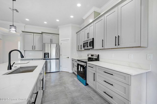 203 Haines Road SW, Palm Bay, FL 32908