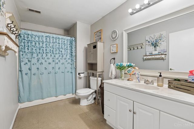 2464 Wilson Avenue, Colerain Twp, OH 45231