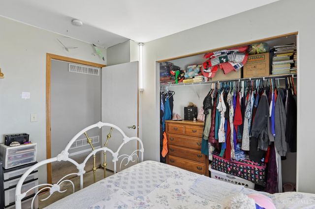 2464 Wilson Avenue, Colerain Twp, OH 45231