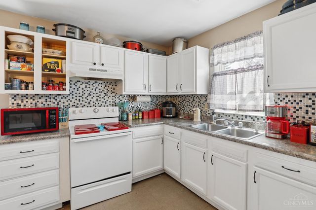 2464 Wilson Avenue, Colerain Twp, OH 45231