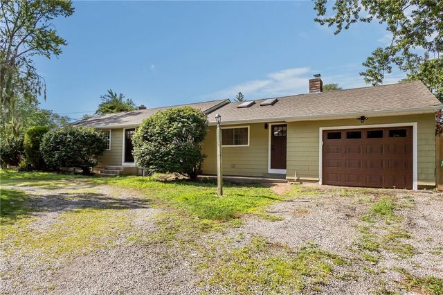 61 Cactus Street, Warwick, RI 02886