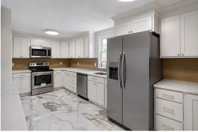 61 Cactus Street, Warwick, RI 02886