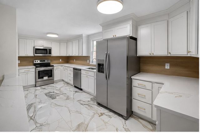61 Cactus Street, Warwick, RI 02886