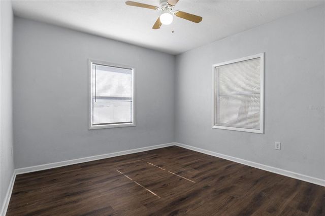 205 W MAPLE STREET, Davenport, FL 33837
