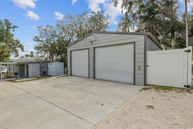 205 W MAPLE STREET, Davenport, FL 33837