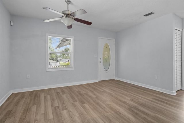 205 W MAPLE STREET, Davenport, FL 33837