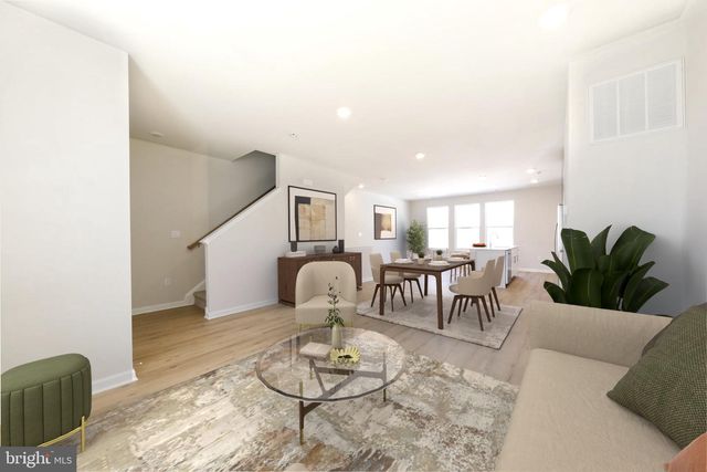 23 E CLEMENTON RD, Gibbsboro, NJ 08026