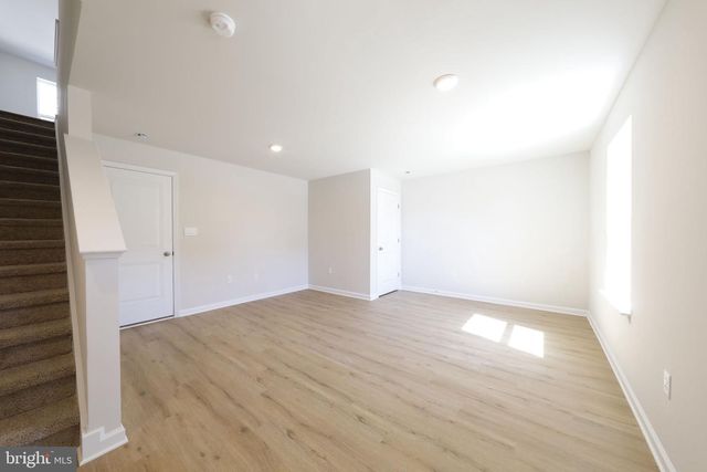 23 E CLEMENTON RD, Gibbsboro, NJ 08026