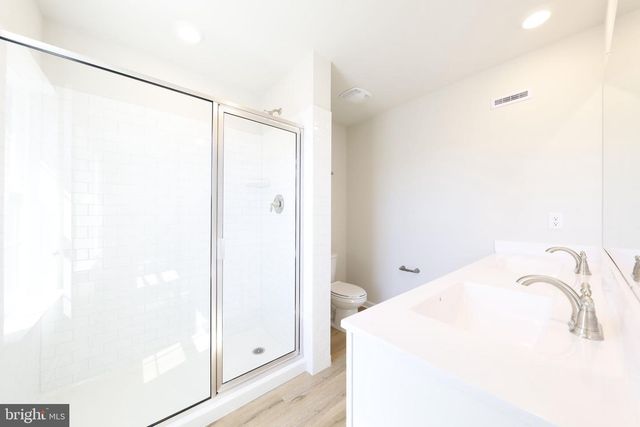 23 E CLEMENTON RD, Gibbsboro, NJ 08026