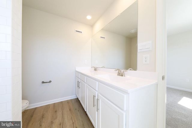 23 E CLEMENTON RD, Gibbsboro, NJ 08026