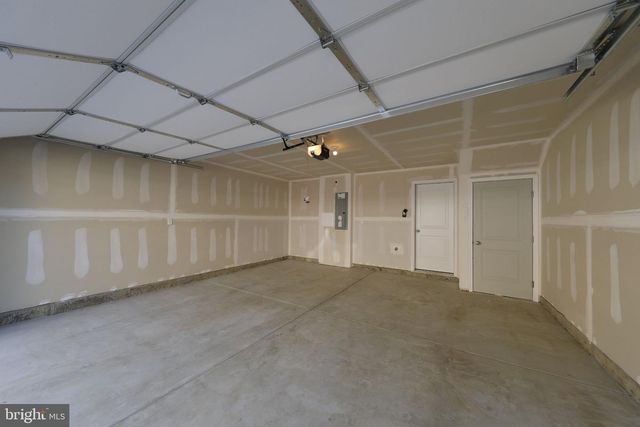 23 E CLEMENTON RD, Gibbsboro, NJ 08026