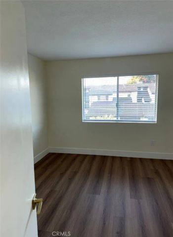 2255 Cahuilla Street 35, Colton, CA 92324