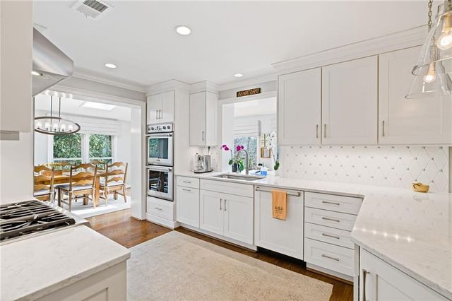 594 Hilltop Lane, Berkeley Lake, GA 30096