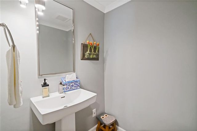 594 Hilltop Lane, Berkeley Lake, GA 30096