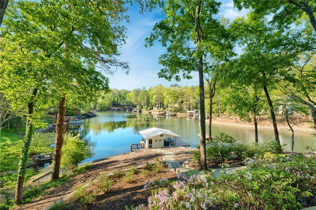 594 Hilltop Lane, Berkeley Lake, GA 30096