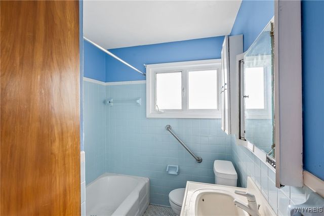 786 Fletcher Street, Tonawanda, NY 14150