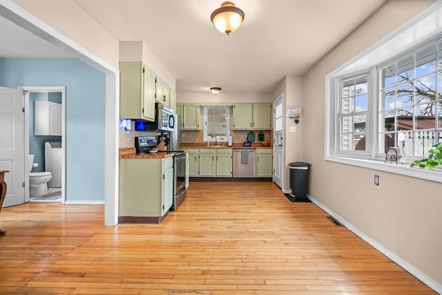 66 Bedel Street, Manchester, NH 03102