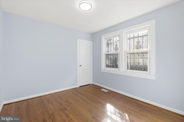 4029 GAULT PL NE, Washington, DC 20019