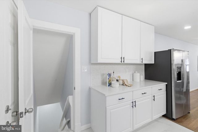 4029 GAULT PL NE, Washington, DC 20019