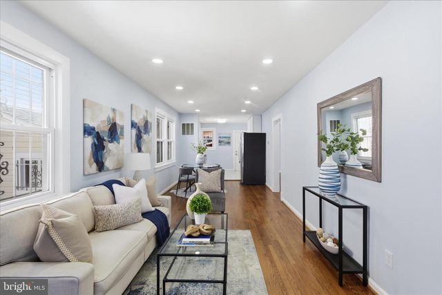 4029 GAULT PL NE, Washington, DC 20019