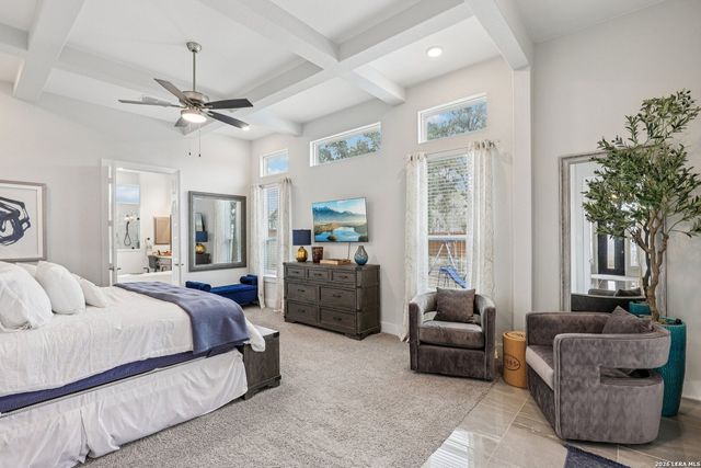 156 Moon, Castroville, TX 78009