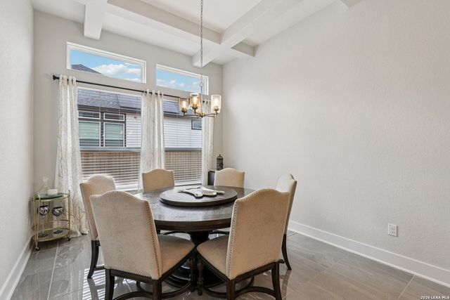 156 Moon, Castroville, TX 78009