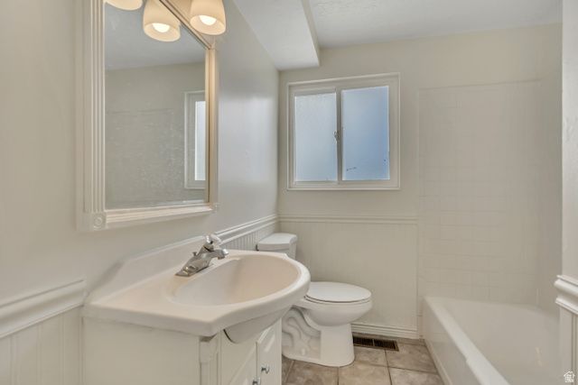 3166 S LINDEN, Bountiful, UT 84010