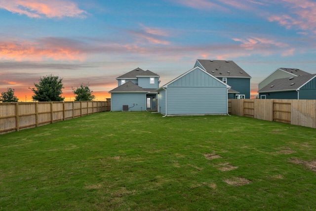 106 Wesley Miller LN, Taylor, TX 76574