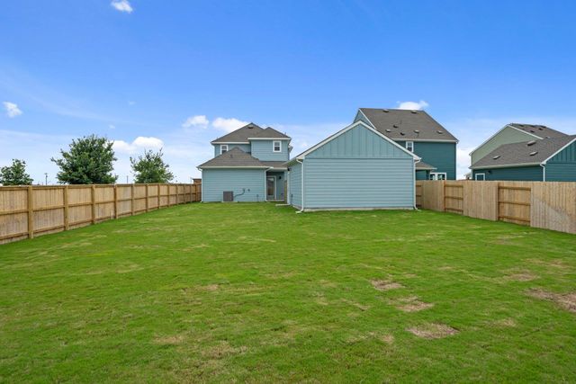 106 Wesley Miller LN, Taylor, TX 76574