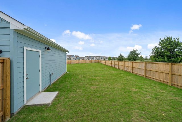106 Wesley Miller LN, Taylor, TX 76574
