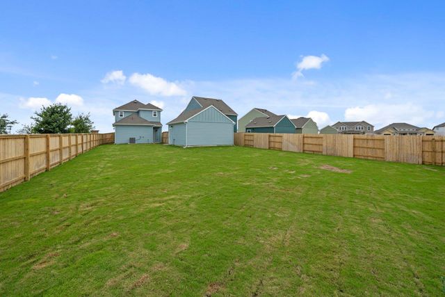 106 Wesley Miller LN, Taylor, TX 76574