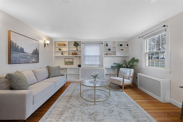 553 Elm St, Marlborough, MA 01752