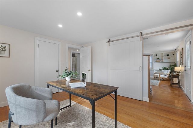 553 Elm St, Marlborough, MA 01752