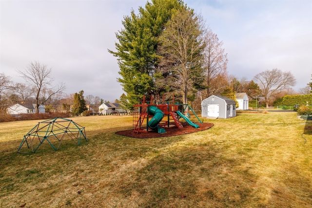 553 Elm St, Marlborough, MA 01752