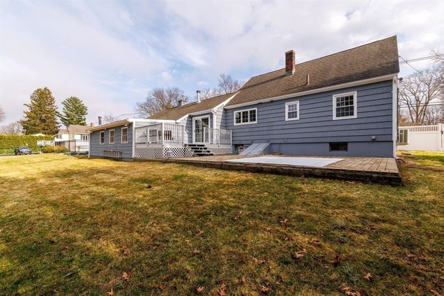 553 Elm St, Marlborough, MA 01752